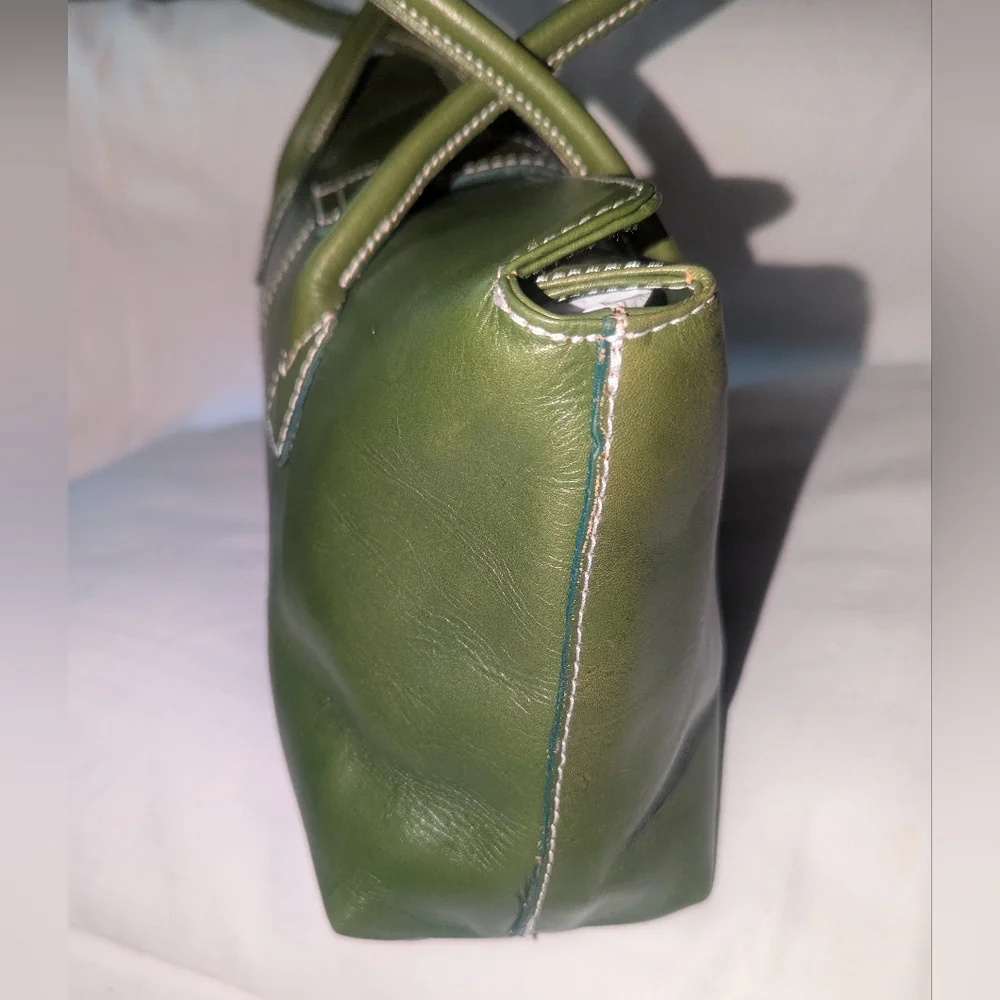 Vera Pelle Green Leather Shoulder Bag.Made In Italy